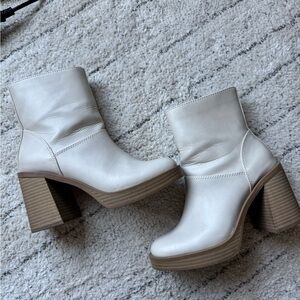 Boots size 8 in good condition- purchased from Target